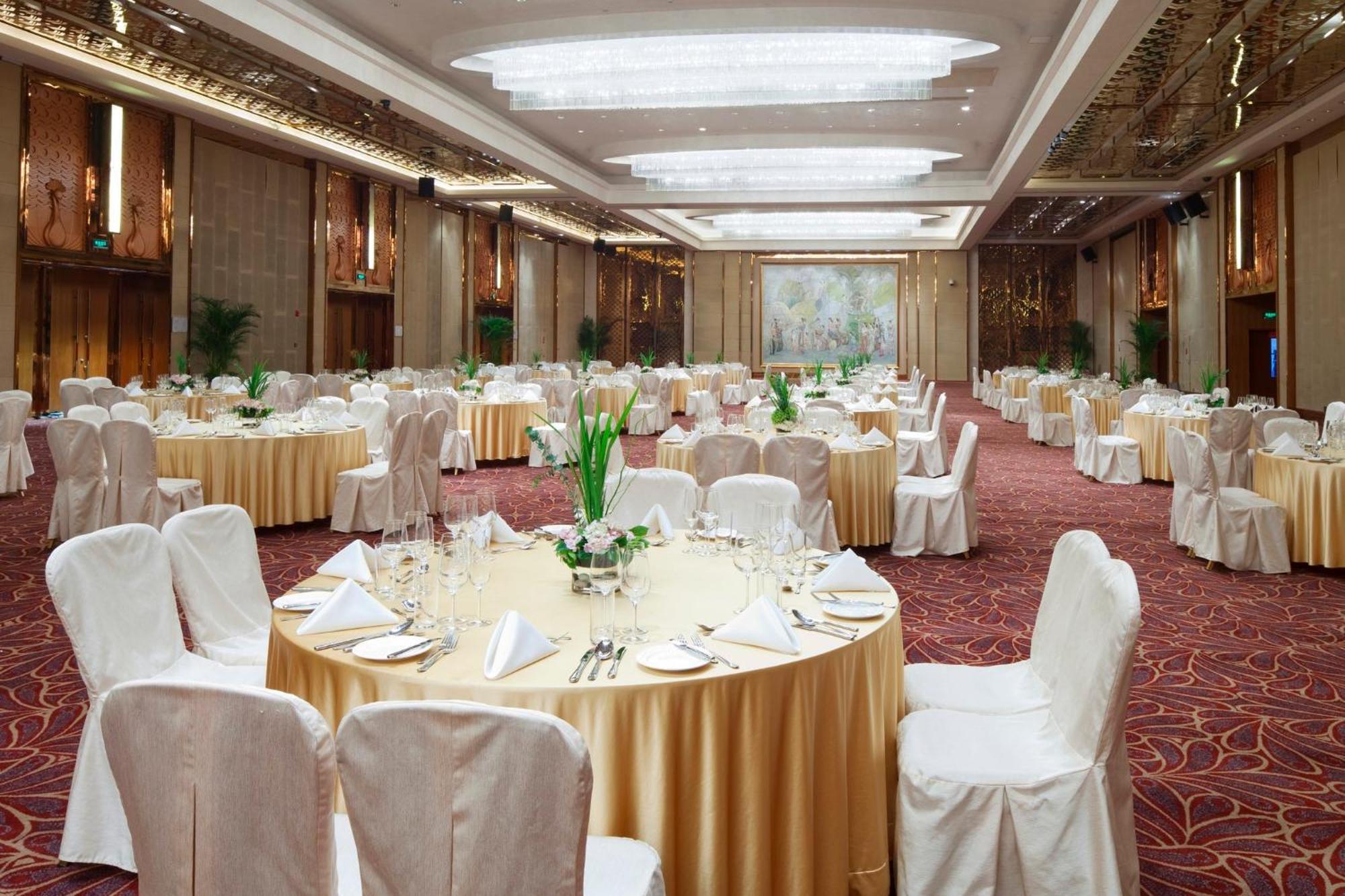 Crowne Plaza Sun Palace, An Ihg 5*
